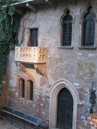 Facts about Verona Italy - Juliet's Balcony