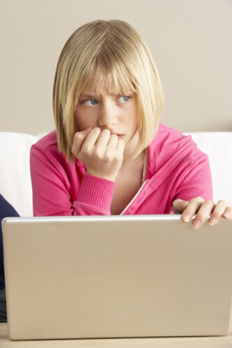 Cyber bullying facts: Cyber bullying percentage