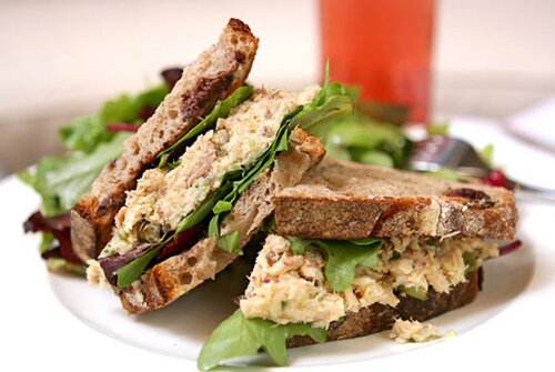 Subway nutrition facts: Tuna Sandwich