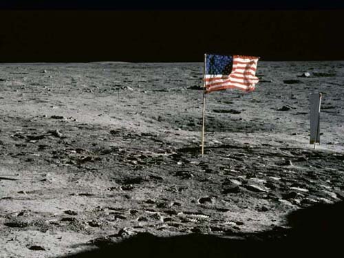 Moon facts: American flag on moon